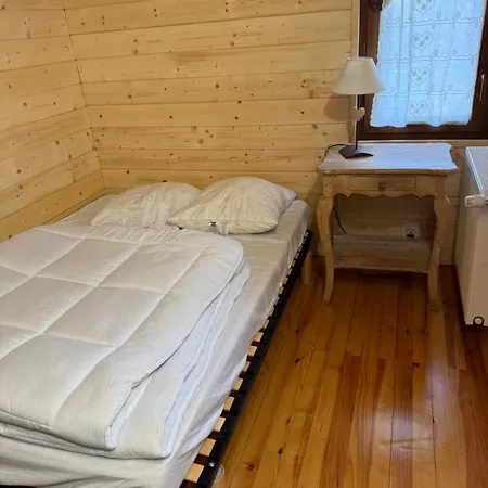 Epicanthus 8 Praloup 1600