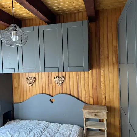 Epicanthus 8 Praloup 1600 Chalet